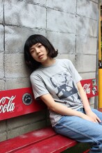 「鉄コン筋クリート」Tシャツ着用例（モデル：カネコアヤノ） (c)松本大洋／小学館