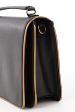 「黒執事3WAYチョコレートポケットバッグ」(c)枢やな/スクウェアエニックス・黒執事Project・MBS