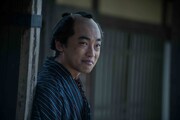 赤目一味の巳之吉役を演じる山本浩司。(c)オノ・ナツメ/小学館 (c)2015 WOWOW/ホリプロ