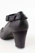 「金木 研 ～白髪モデル～」(c)石田スイ／集英社・東京喰種製作委員会