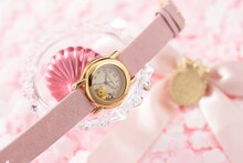 「カードキャプターさくら」腕時計(c)CLAMP・ShigatsuTsuitachi CO.,LTD./講談社