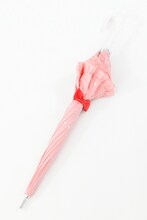 「カードキャプターさくら」傘(c)CLAMP・ShigatsuTsuitachi CO.,LTD./講談社