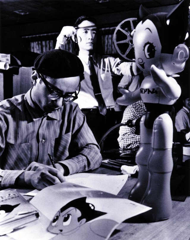 手塚治虫（写真提供：手塚プロダクション）