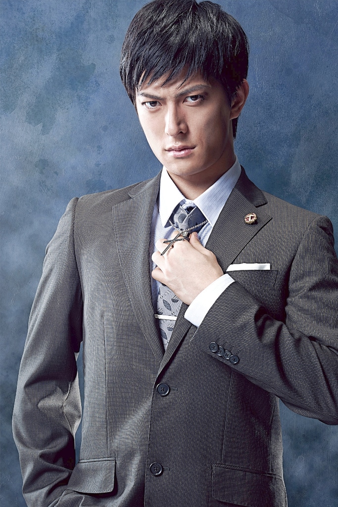 君沢ユウキ扮する亜門鋼太朗。(c)石田スイ/集英社 (c)舞台『東京喰種トーキョーグール』製作委員会