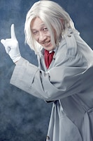 有馬自由扮する真戸呉緒。(c)石田スイ/集英社 (c)舞台『東京喰種トーキョーグール』製作委員会