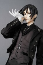 「RAH セバスチャン・ミカエリス」※写真は監修中のサンプル。発売商品とは一部異なる場合がある。(c)枢やな/スクウェアエニックス・黒執事Project・MBS