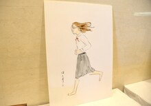 会場に設置された、ほしよりこのサイン入りパネル。