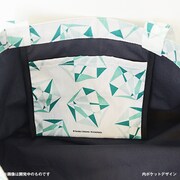 「宝石の国 トートバッグ」の内ポケット。