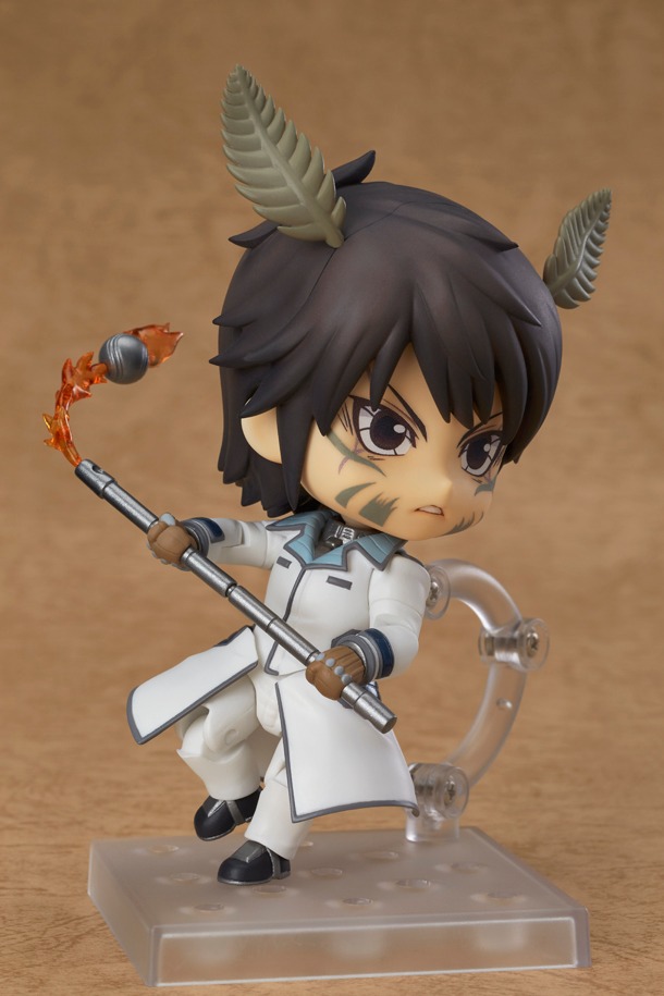 「アラクネバスターMKII」を手にした「睨み顔」の「ねんどろいど 膝丸燈」。(c)貴家悠・橘賢一／集英社・Project TERRAFORMARS