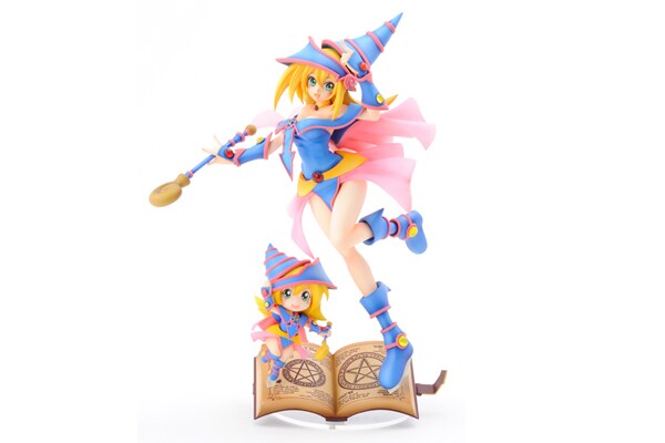 「遊☆戯☆王デュエルモンスターズ ブラック・マジシャン・ガール with ちびブラマジガール」(c)高橋和希 スタジオ・ダイス／集英社・テレビ東京・NAS