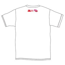 「ジョジョの奇妙な冒険 スターダストクルセイダース × TOWER RECORDS Tシャツ ボインゴ」ホワイトの裏。(c)荒木飛呂彦&LUCKY LAND COMMUNICATIONS/集英社・ジョジョの奇妙な冒険 SC 製作委員会