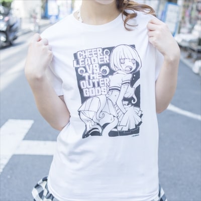道満晴明がイラストを手がけたパンチラTシャツ。