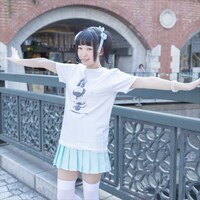 大野そらがイラストを手がけたパンチラTシャツ。