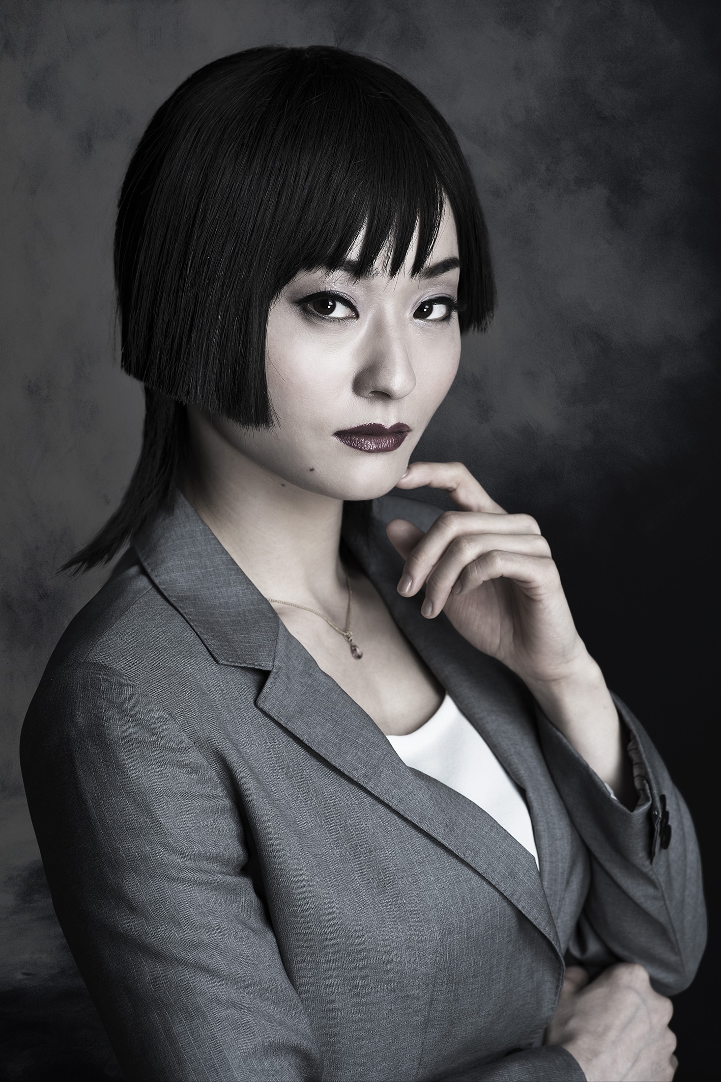 吉川麻美演じる網埜優花。