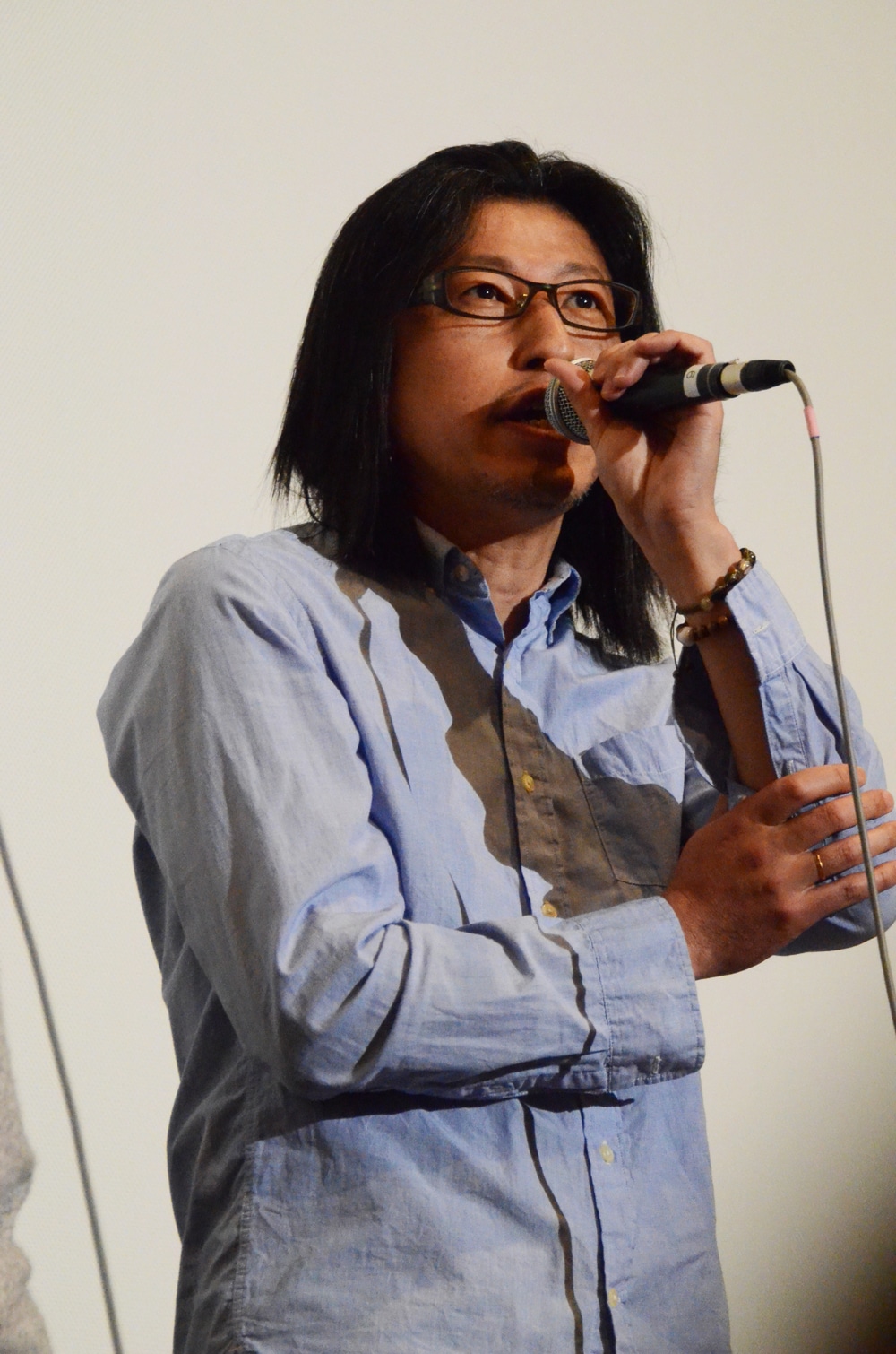 横井健司監督