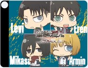 コラボレートにより販売される、ノベルティパスケースの1種。(c)諫山創・講談社/「進撃の巨人」製作委員会