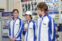 囲み取材に応じる大石秀一郎役の石田隼、越前リョーマ役の古田一紀、手塚国光役の財木琢磨。 (c)許斐 剛／集英社・NAS・新テニスの王子様プロジェクト (c)許斐 剛／集英社・テニミュ製作委員会