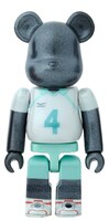 ラストワン賞「スペシャルベアブリックセット」の1種。(c)古舘春一／集英社・「ハイキュー!!」製作委員会・MBS BE@RBRICK TM & (c)2001-2015 MEDICOM TOY CORPORATION. All rights reserved.