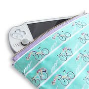 「御堂筋のペンケース」(c)渡辺航（週刊少年チャンピオン）/弱虫ペダルGR製作委員会