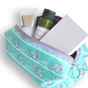 「御堂筋のスクエアポーチ」(c)渡辺航（週刊少年チャンピオン）/弱虫ペダルGR製作委員会