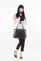 「友枝小学校制服モデルバッグ」(c)CLAMP・ST・講談社／NHK・NEP