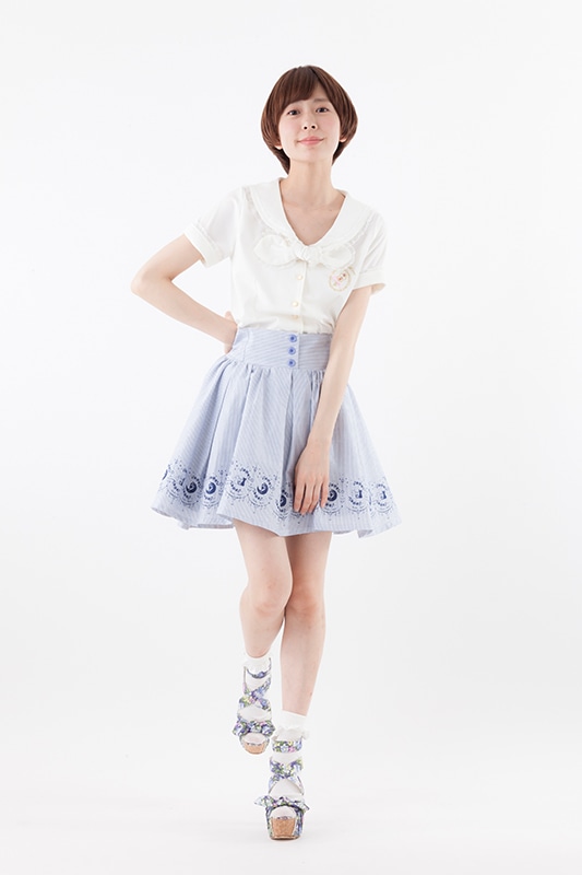 「オリジナル柄ストライプスカート　美少女戦士セーラームーンCrystal」ネイビー (c)武内直子・PNP・講談社・東映アニメー ション