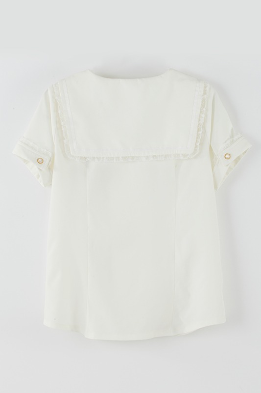 「セーラーブラウス シャツ 美少女戦士セーラームーンCrystal」ホワイト (c)武内直子・PNP・講談社・東映アニメー ション