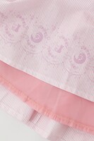 「オリジナル柄ストライプスカート　美少女戦士セーラームーンCrystal」ピンク(c)武内直子・PNP・講談社・東映アニメー ション