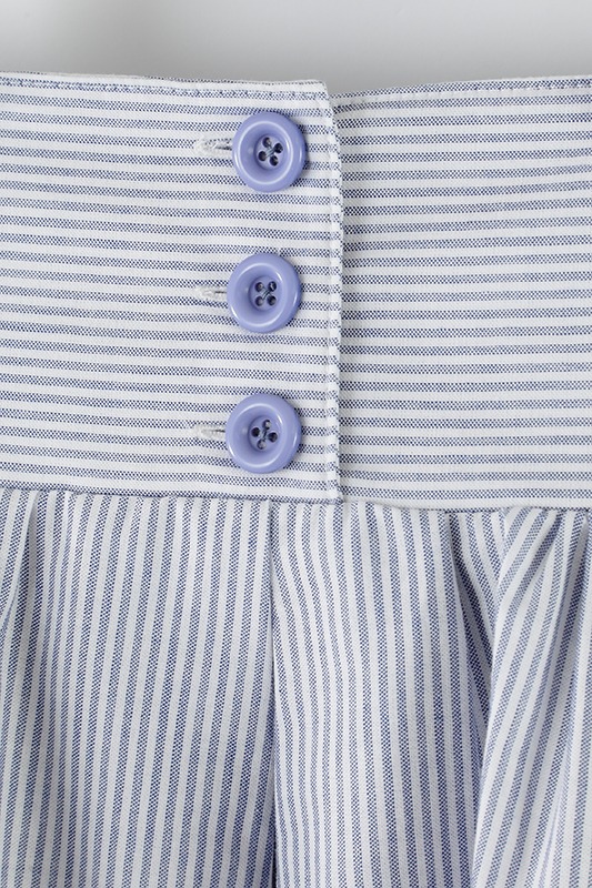 「オリジナル柄ストライプスカート　美少女戦士セーラームーンCrystal」ネイビー (c)武内直子・PNP・講談社・東映アニメー ション