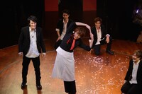 「恋するスイーツレシピ ～君が恋に落ちた最初の瞬間～」アンコール公演の様子。