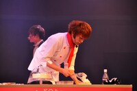 「恋するスイーツレシピ ～君が恋に落ちた最初の瞬間～」アンコール公演の様子。（撮影：中村信太郎）