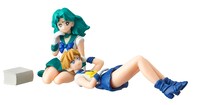 「デスクに舞い降りた戦士たち2」のセーラーネプチューン（左）とセーラーウラヌス（右）。（別売り）(c)武内直子・PNP・東映アニメーション(c)Naoko Takeuchi