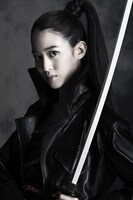 青野楓演じる蘭。