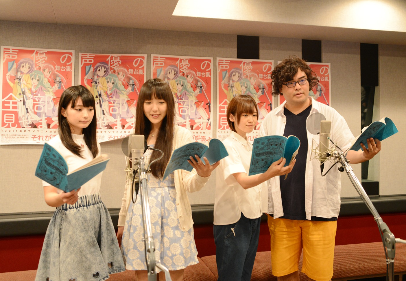 アフレコの様子。