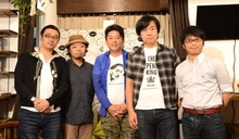 （左から）佐渡島庸平、うめの小沢高広、堀江貴文、角野信彦、小林琢磨。