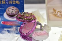 「ミラクルロマンス シャイニングムーンパウダープレミアム」