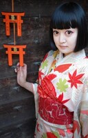 紅日毬子（虚飾集団廻天百眼）