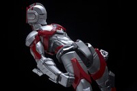 「12'HERO's MEISTER ULTRAMAN」(c)円谷プロ