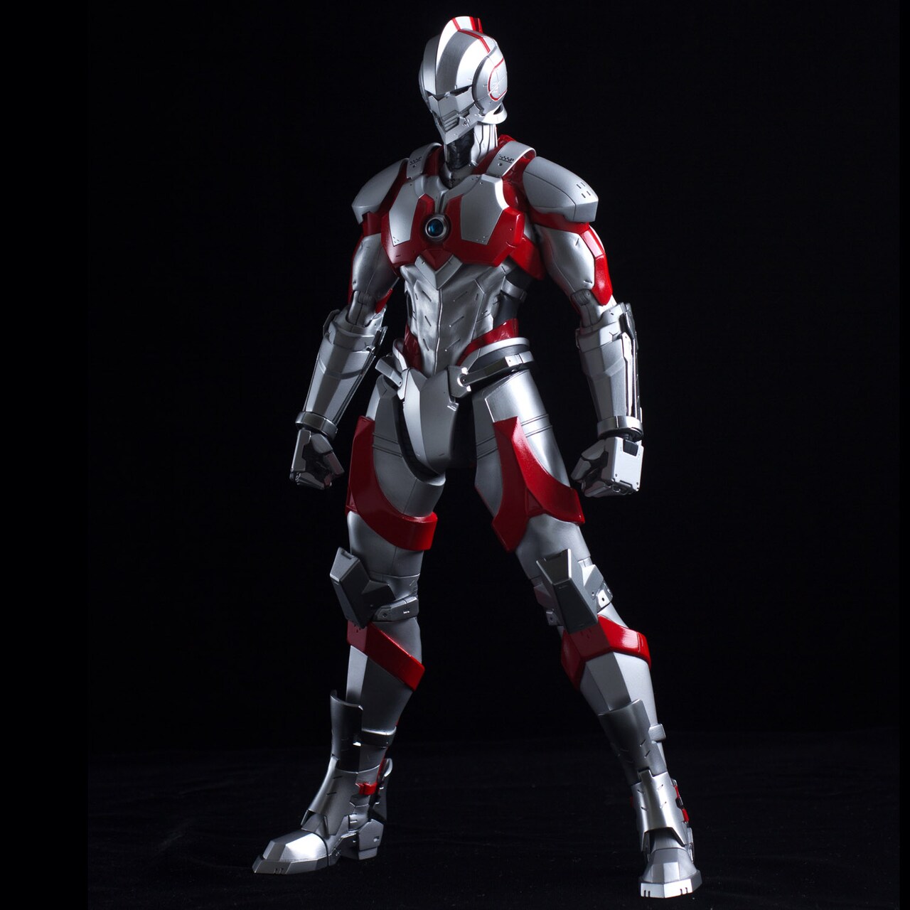 「12'HERO's MEISTER ULTRAMAN」(c)円谷プロ