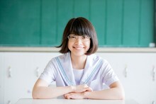 「るみちゃんの事象」で石倉なほ役を演じる岸井ゆきの。(c)2015原克玄・小学館／るみちゃんのドラマ製作委員会
