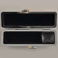 「実は私は」のオリジナル印鑑ケース。