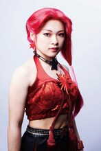 ユージアル（ウィッチーズ5）役の知念紗耶。(c) Naoko Takeuchi (c) 武内直子・PNP／ミュージカル「美少女戦士セーラームーン」製作委員会2015