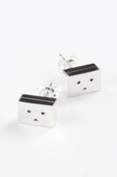 「JAM HOME MADEダンボーピアス」は6246円。発送時期は9月上旬。※写真はサンプルにつき、実際の商品とは一部異なる場合がある。(c)KIYOHIKO AZUMA/YOTUBA SUTAZIO