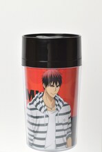 「光フェス限定ドリンク 火神大我」のカップ。(c)藤巻忠俊／集英社・黒子のバスケ製作委員会