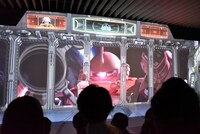 新作映像「大気圏突入」より。