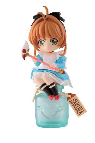 A賞の「SAKURA IN WONDERLANDフィギュア」(c)CLAMP・ShigatsuTsuitachi CO.,LTD./講談社