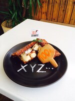 「XYZチョコバナナワッフル」