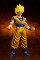 「ギガンティックシリーズ ドラゴンボールZ『孫悟空（スーパーサイヤ人限定Ver.）』」(c)バードスタジオ/集英社・フジテレビ・東映アニメーション