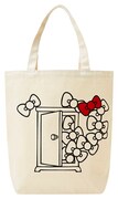 「DORAEMON × HELLO KITTY」のトートバッグ。￼百貨店内の期間限定ショップでのみ取り扱われる。(c)Fujiko-Pro (c)1976, 2015 SANRIO CO.,LTD.