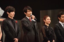三浦春馬、長谷川博己、石原さとみ。